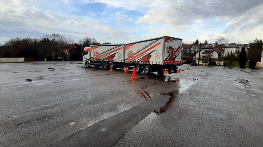 Grundaufgabe CE Grundaufgabe CE